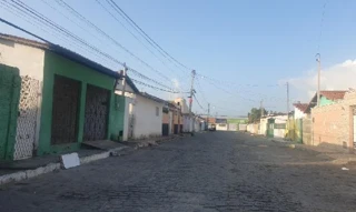 Imóvel 2423383 ['8555530970123'] - ['RUA ALEXANDRE JOSE DA COSTA,N. 765 LT 41 QD L, OTAVIO PRAXEDES - CEP: 59570-000, CEARA-MIRIM - RIO GRANDE DO NORTE'] [''] - ['Ceará-Mirim']/['RN'] - 1