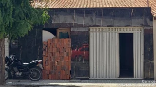 Imóvel 2684283 [''] - ['AVLUCIANO MAGALHAES, N. 1731,'] ['Santa Luzia'] - ['Canindé']/['CE'] - 1