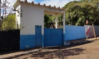 Imóvel 2899283 [''] - ['Avenida Silveira Pinto, n° 1655, Setor 02, Quadra 43, Lote 11, Vila Herminia, Ribeirão do Pinhal, PR, 86490-000, Avenida Silveira Pinto, Ribeirão do Pinhal, PR, 86490-000'] ['Conj. Hab. Toto Carvalho'] - ['Ribeirão do Pinhal']/['PR'] - 1
