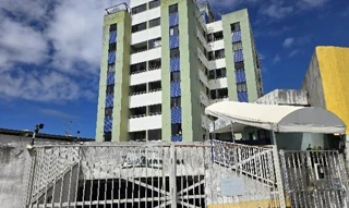 Imóvel 2481184 ['8555525403917'] - ['RUA DOUTOR GERINO DE SOUZA FILHO,N. 2684 APTO. 106, RECREIO IPITANGA - CEP: 42700-210, LAURO DE FREITAS - BAHIA'] ['Jardim Castelao'] - ['Lauro De Freitas']/['BA'] - 1