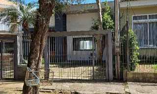 Imóvel 2632684 ['1444421876240'] - ['RUA JACAREI,N. 114 CASA 02, IPANEMA - CEP: 91760-420, PORTO ALEGRE - RIO GRANDE DO SUL'] ['Ipanema'] - ['Porto Alegre']/['RS'] - 1