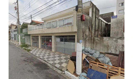 Casa em Osasco, Vila Quitaúna, Avenida Dezenove de Fevereiro, 262- Km 18, SP. Área: 225m2