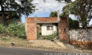 Imóvel 2555884 ['8444418341746'] - ['RUA FLAVIO AREDES LOPES,N. SN LT 18 QD K, PARQUE BAURU MIRIM - CEP: 17035-110, BAURU - SAO PAULO'] [''] - ['Bauru']/['SP'] - 1