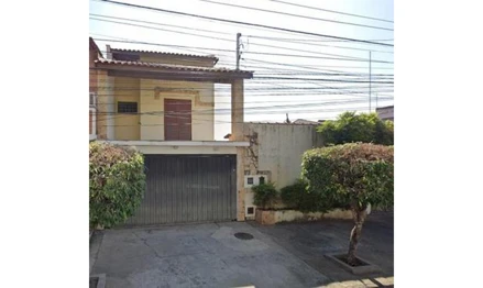Casa em Salto, Jardim Da Cidade, Rua Tatuí, 89, SP. Área: 400m2