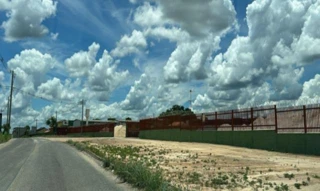 Imóvel 2716186 [''] - ['Avenida Universitária, 07, Lote 07, da Gleba A, Avenida Universitária, Caldas Novas, GO, 75690-000, , Caldas Novas/GO'] ['Sítios de Recreio Jequimar'] - ['Caldas Novas']/['GO'] - 1