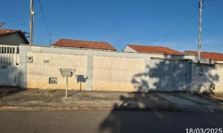 Imóvel 2317987 ['1444417932114'] - ['AV. GOIAS,N. SN LT 03, QD 19, VILA DIVINEIA - CEP: 73700-000, PADRE BERNARDO - GOIAS'] [''] - ['Padre Bernardo']/['GO'] - 1