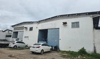 Imóvel 2481187 ['1555524144618'] - ['RUA JURUPOCA,N. SN LT 18, BURAQUINHO - CEP: 42710-590, LAURO DE FREITAS - BAHIA'] ['Buraquinho'] - ['Lauro De Freitas']/['BA'] - 1