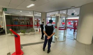 Imóvel 2733587 [''] - ['Avenida Dantas Barreto, 512, Condominio Do Edificio Tiradentes Térreo E Subsolo, Santo Antonio, Recife - PE'] ['Santo Antônio'] - ['Recife']/['PE'] - 1