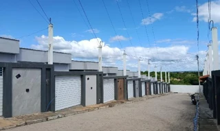 Imóvel 2401189 ['1444416392973'] - ['RUA E-5,N. S/N LT 20-B, LOT RECANTO CARPINA - CEP: 55820-000, LAGOA DO CARRO - PERNAMBUCO'] [''] - ['Lagoa Do Carro']/['PE'] - 1