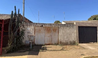 Imóvel 2464691 ['8444411593065'] - ['QUADRA QUADRA 21,N. S/N LOTE 05-B, QUADRA 21, RUA 05, JARDIM ANA BEATRIZ I - CEP: 72902-244, SANTO ANTONIO DO DESCOBERTO - GOIAS'] [''] - ['Santo Antônio Do Descoberto']/['GO'] - 1