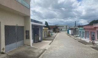 Imóvel 2624791 ['8555511309379'] - ['RUA DOS LIRIOS (ANTIGA RUA 07),N. 133 LT 08 QD J, FLORES - CEP: 55610-714, VITORIA DE SANTO ANTAO - PERNAMBUCO'] [''] - ['Vitória De Santo Antão']/['PE'] - 1