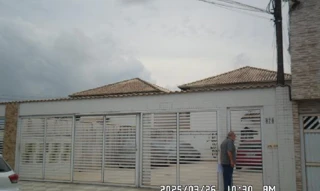 Imóvel 2400992 ['8444420117696'] - ['RUA MARTINIANO JOSE DAS NEVES,N. 878 CS 6, NOVA MIRIM - CEP: 11717-130, PRAIA GRANDE - SAO PAULO'] ['Nova Mirim'] - ['Praia Grande']/['SP'] - 1