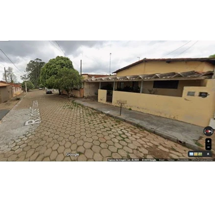 Casa em Monte Alto, Vila Municipal, Rua dos Topázios, n. 101, SP. Área: 300m2