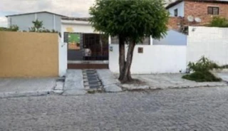 Imóvel 2873592 [''] - ['Rua Manoel Nunes Filho, 364, Kennedy, Caruaru, PE, CEP: 55024320'] ['Indianópolis'] - ['Caruaru']/['PE'] - 1