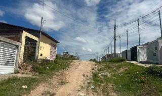Imóvel 2828493 ['8444426897057'] - ['RUA A,N. 327 LT 30A QD 04, SANTA INES - CEP: 49164-132, NOSSA SENHORA DO SOCORRO - SERGIPE'] ['Palestina'] - ['Nossa Senhora Do Socorro']/['SE'] - 1