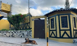 Imóvel 2401194 ['1444421432554'] - ['AVENIDA MINISTRO MARCOS DE BARROS FREIRE,N. 1230 CS 04, LT 16A, QD 11, PORTA FLORADA - CEP: 55640-040, GRAVATA - PERNAMBUCO'] [''] - ['Gravatá']/['PE'] - 1