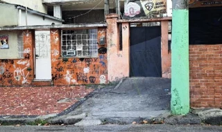 Imóvel 2494594 ['8444400742625'] - ['RUA GUABA,N. 51 CS 04, VICENTE DE CARVALHO - CEP: 21371-580, RIO DE JANEIRO - RIO DE JANEIRO'] ['Brás de Pina'] - ['Rio De Janeiro']/['RJ'] - 1