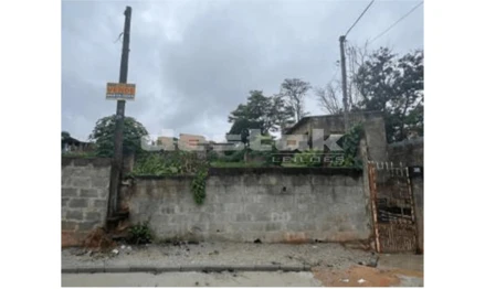 Casa em Guarulhos, Parque Residencial Bambi, Rua Calêndula, 226 - Parque Residencial Bambi - Guarulhos - SP, SP. Área: 55.59m2