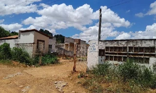 Imóvel 2317995 ['8444406720798'] - ['RUA LEME,N. SN CASA 03, CHACARA 10, QD 29, CHACARAS MARAJOARA - CEP: 72858-135, LUZIANIA - GOIAS'] [''] - ['Luziânia']/['GO'] - 1