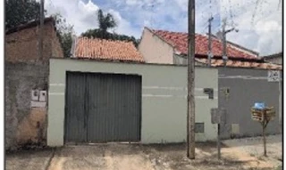 Imóvel 2900195 [''] - ['RUA CRIXAS, N. SN, LT 02A QD 57, , - GUAPO/GO - CEP: 75350000,'] [''] - ['Guapó']/['GO'] - 1
