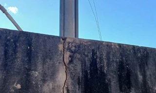 Imóvel 2442595 [''] - ['Rua 57, s/n, Qd. 07, Lt. 34, Conj. Residencial Cyllenêo França, Jataí/GO. Constatação: trata-se de terreno de 262,50 m², sobre o qual está edificada uma casa residencial de alvenaria (160,70 m² de área construída). Avaliação: R$ 450.000,00 (quatrocentos e cinquenta mil reais). ÔNUS: Av 3-34.430 - Indisponibilidade de bens Subseção Judiciária de Jataí/GO - Processo nº 10000852620184013507. Exibir mais Formas de pagamento Nos termos do art. 892 do CPC, defiro a possibilidad