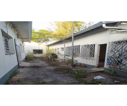 Casa em São Bernardo do Campo, Rio Grande, Estrada Martim Afonso de Souza, nº 800/804, SP. Área: 726m2 - imagem 0