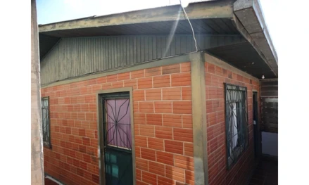 Casa em Erechim, Centro, Av. Pedro Pinto de Souza, 891, RS. Área: 231m2