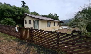 Imóvel 2710696 ['1444420664702'] - ['SEIS DE JUNHO,N. S/N CS, ÁREA 02, CENTRO - CEP: 89186-000, AURORA - SANTA CATARINA'] [''] - ['Aurora']/['SC'] - 1