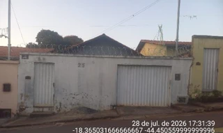 Imóvel 3068597 ['8444423777514'] - ['RUA DIOLINDA DE MATOS,N. 25 LT 248 QD 112 Z 05, VIRGILIO VIEIRA - CEP: 39200-000, CORINTO - MINAS GERAIS'] [''] - ['Corinto']/['MG'] - 1