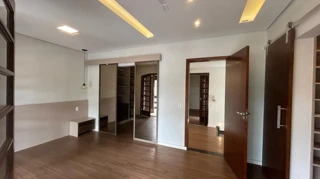 Imóvel 2491297 [''] - ['- A casa está situada na Estação de Cesar de Souza, da EFCB, a cerca de quinze minutos de carro do Mogi Shopping. - Nas proximidades, você encontrará transporte público, supermercados, escolas, UPA (Unidade de Pronto Atendimento) e pequenos comércios, garantindo facilidade e conveniência do dia a dia'] ['Jardim Armenia'] - ['Mogi Das Cruzes']/['SP'] - 1