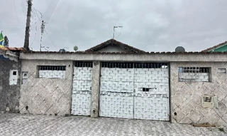 Imóvel 2985598 ['1444419357591'] - ['RUA DAS CASSIAS,N. 60 QD J1, SAMAMBAIA - CEP: 11712-630, PRAIA GRANDE - SAO PAULO'] ['Jardim Samambaia'] - ['Praia Grande']/['SP'] - 1