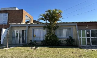 Imóvel 3048899 ['1555537011794'] - ['RUA ITAQUI,N. 348, CASSINO - CEP: 96205-150, RIO GRANDE - RIO GRANDE DO SUL'] [''] - ['Rio Grande']/['RS'] - 1